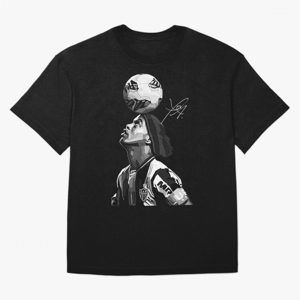 Ronaldinho - black white Oversized T-Shirt Show Fan Pride Across FIFA World Cup 2026 USA Canada Mexico Spirit, Driven by England, Messi, Supporter Pride, Iconic Celebrations, Legendary Names and Global Match Day Energy; Great for Watch Parties,