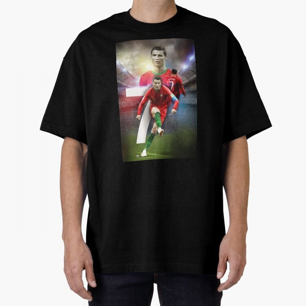 Cristiano Ronaldo Manchester United 4 Oversized T-Shirt Honor Football Greatness during FIFA World Cup 2026 Group Stage for Fans of Mbappe and England, Bringing Retro Football Energy, Iconic Rivalries, Trophy Chase Drama and Stadium Atmosphere;