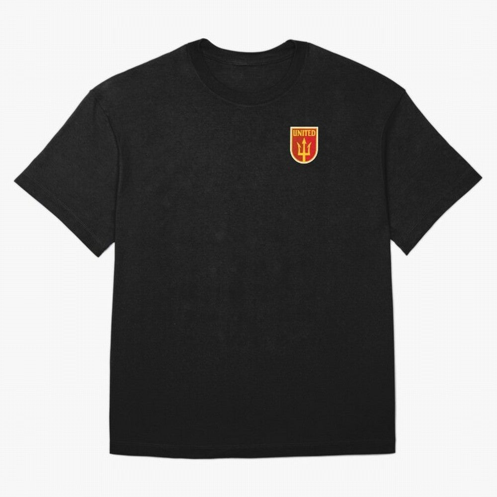 Manchester United Classic Shield Oversized T-Shirt Bring a Vintage Feel to the FIFA World Cup 2026 Journey through Cristiano Ronaldo Highlights, Spain Pride, Stadium Memories, Football Loyalty, International Chants and Championship Tradition; Great