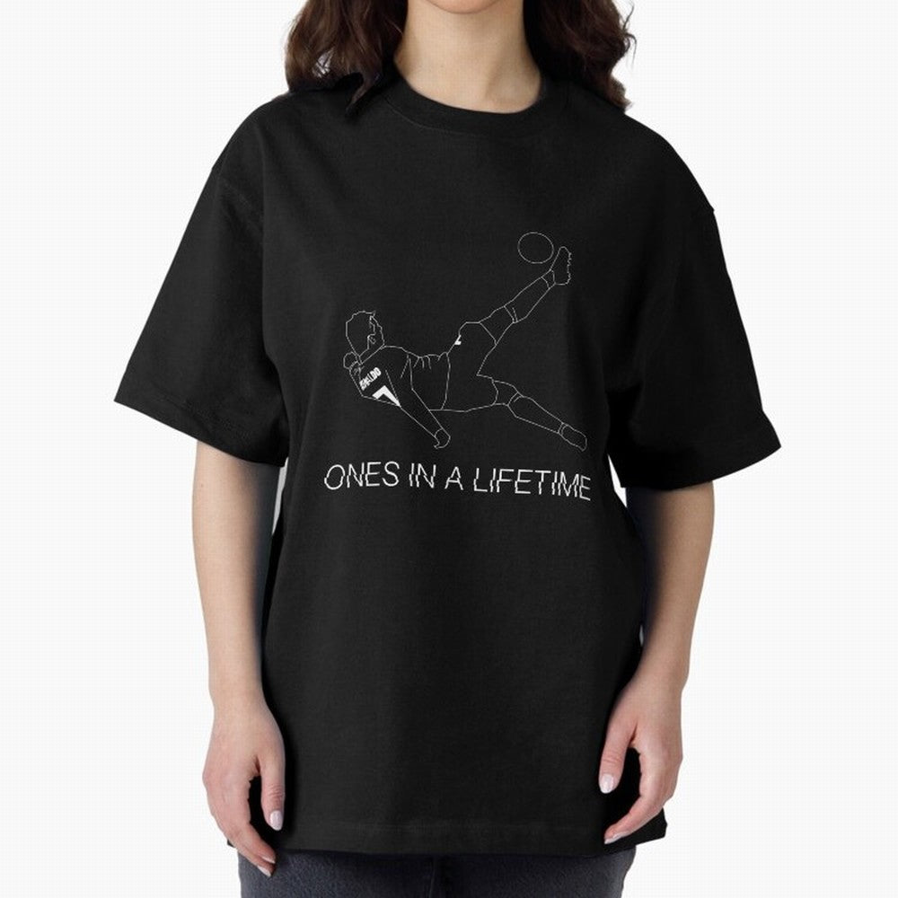 Cristiano Ronaldo back kick Oversized T-Shirt Create the FIFA World Cup 2026 USA Canada Mexico Journey through Messi, CR7 and Mbappe Highlights, England Pride, Sports Nostalgia, International Competition, Famous Players and Unforgettable Victories;