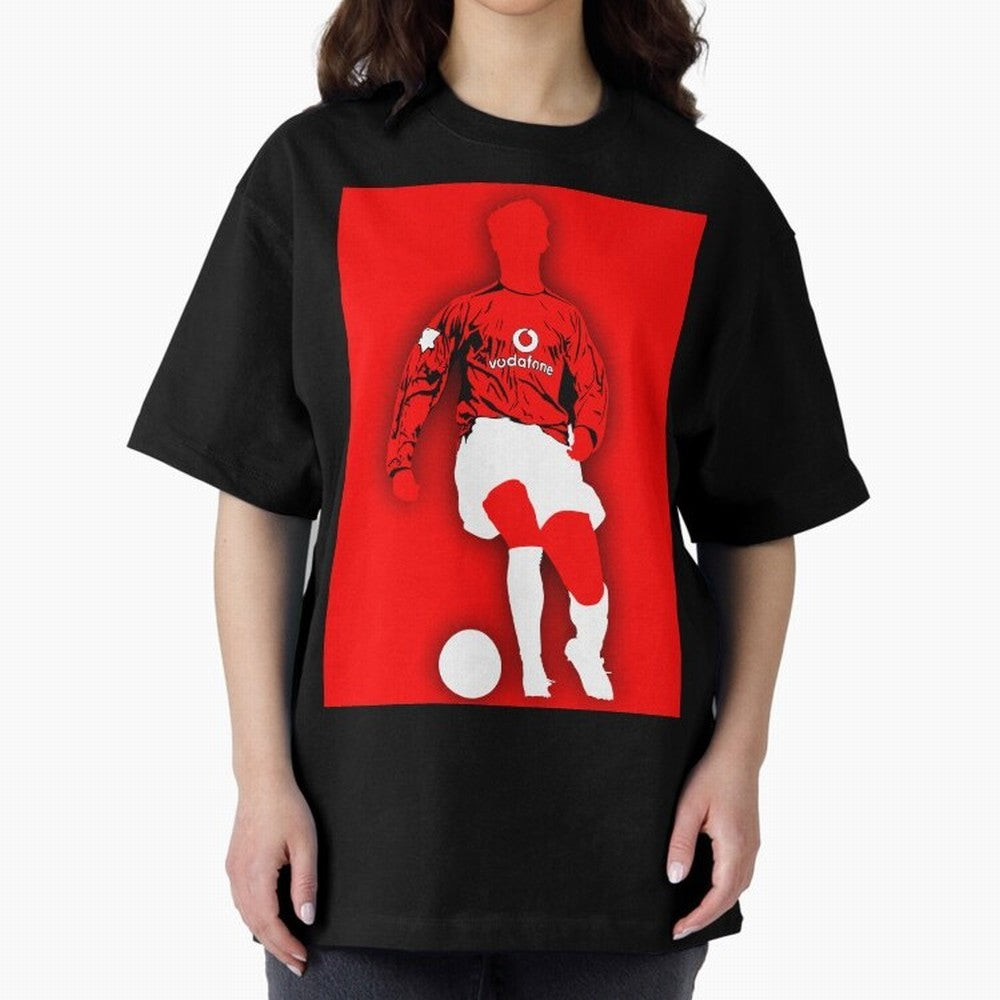 Cristiano Ronaldo Manchester United Silhouette ¨C Legendary Red Devil Artwork by GrizzlyGFX Oversized T-Shirt Make Memories around FIFA World Cup 2026 USA Canada Mexico Capturing Messi, Neymar and Mbappe, Argentina, France and Brazil Energy, Global