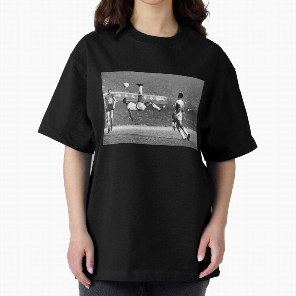 PELE LEGENDARY BICYCLE KICK BLACK AND WHITE5 Oversized T-Shirt Discover Match Day Hype around FIFA World Cup 2026 USA Canada Mexico, Neymar, Germany, Soccer Culture, Superstar Moments, National Team Dreams and Competitive Fire; Ideal for Passionate