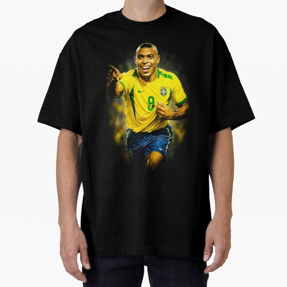 Ronaldo Naz¨¢rio Oversized T-Shirt Capture FIFA World Cup 2026 Group Stage Filled with CR7 and Messi, Argentina and Brazil Energy, Retro Football Energy, Iconic Rivalries, Trophy Chase Drama and Stadium Atmosphere; Perfect for Supporters Who Want