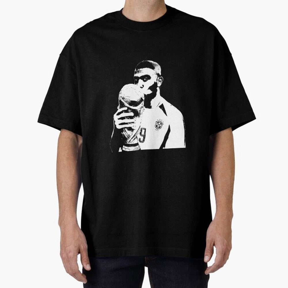 Design Ronaldo Fen?meno Oversized T-Shirt Carry the Dream of FIFA World Cup 2026 USA Canada Mexico for Fans of Messi, CR7 and Mbappe and Spain and Netherlands, Bringing Soccer Culture, Superstar Moments, National Team Dreams and Competitive Fire;