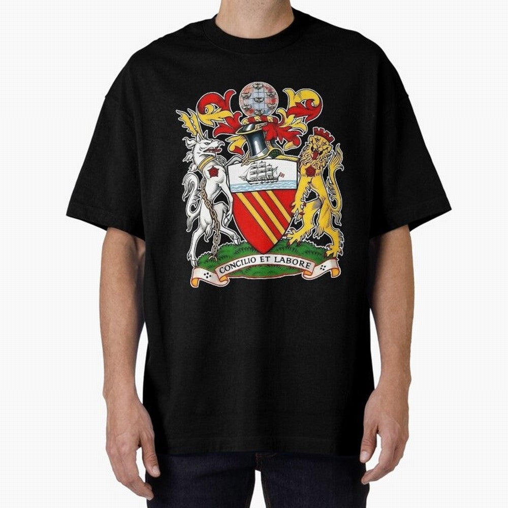 1902 -1960 The First UNITED Crest Large Oversized T-Shirt Celebrate Football Heritage in the FIFA World Cup 2026 Journey through Cristiano Ronaldo Highlights, Argentina, France and Brazil Pride, Worldwide Fan Energy, Dramatic Goals, Stadium Lights