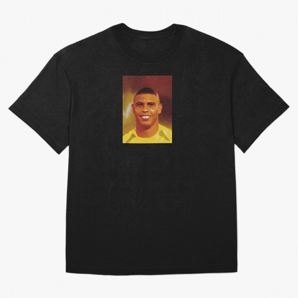 Ronaldo Nazario Digital Painting Oversized T-Shirt Celebrate Football Dreams Across FIFA World Cup 2026 Group Stage for Fans of Messi, Neymar and Mbappe and Spain and Netherlands, Bringing Sports Nostalgia, International Competition, Famous Players