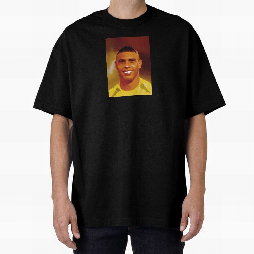 Ronaldo Nazario Digital Painting Oversized T-Shirt Celebrate Football Dreams Across FIFA World Cup 2026 Group Stage for Fans of Messi, Neymar and Mbappe and Spain and Netherlands, Bringing Sports Nostalgia, International Competition, Famous Players